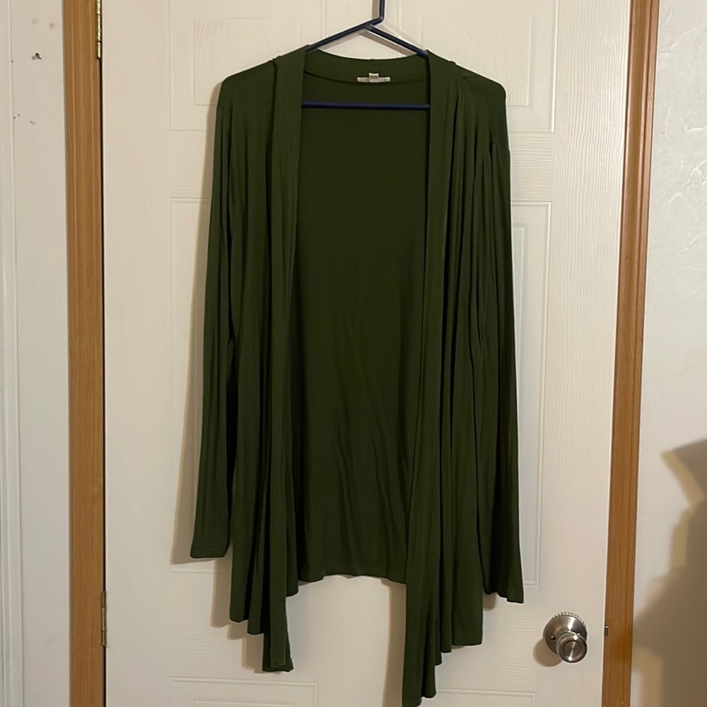 Shark bite cardigan